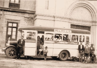 <center>Góndola del recorrido Melipilla-Santiago, año 1938</center>